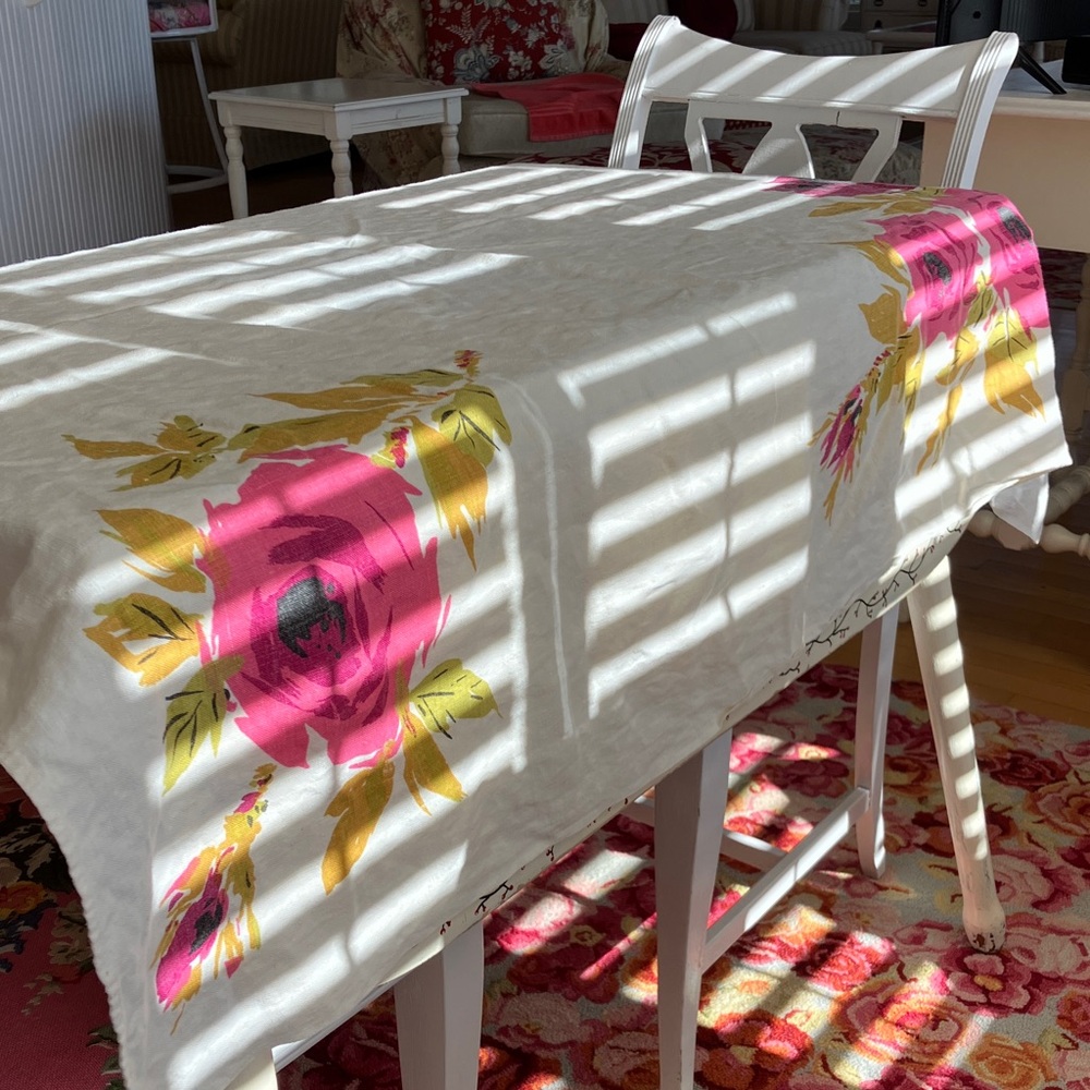 Vintage Mid Century Modern Linen Tablecloth 48” Square With Flowers